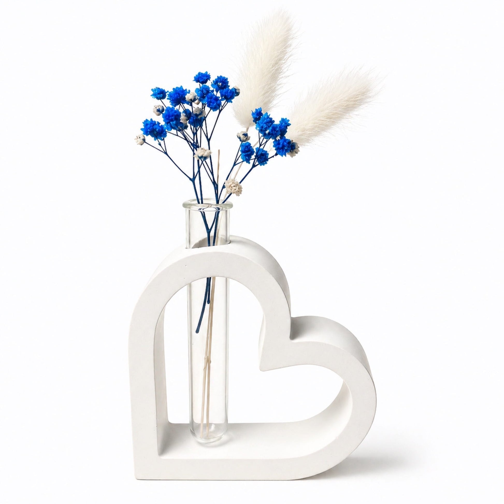 florero love de resina ecologica con flores secas decorativas estilo minimalista ayre