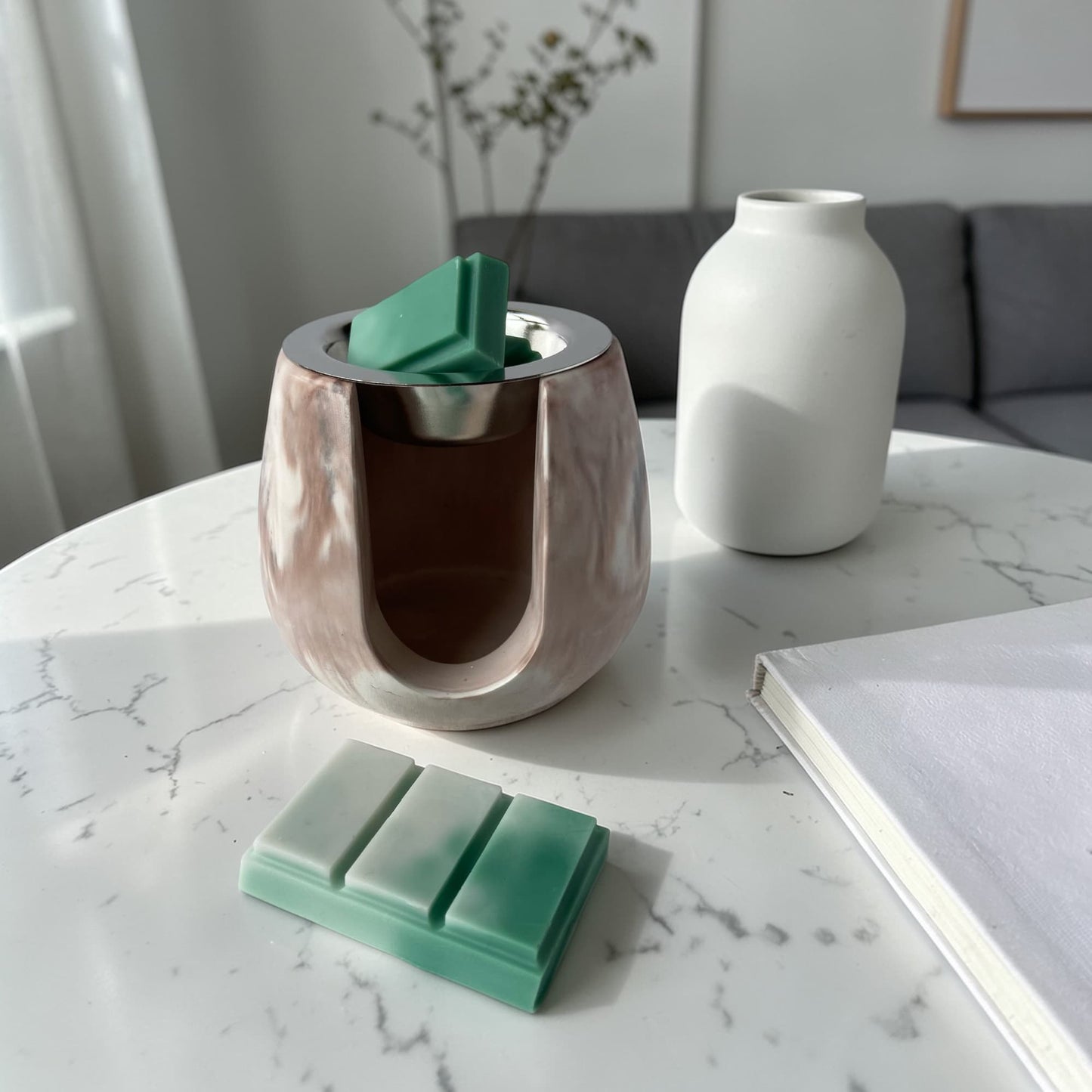 quemador de ceras aromáticas Tiara con wax melts de resina ecológica