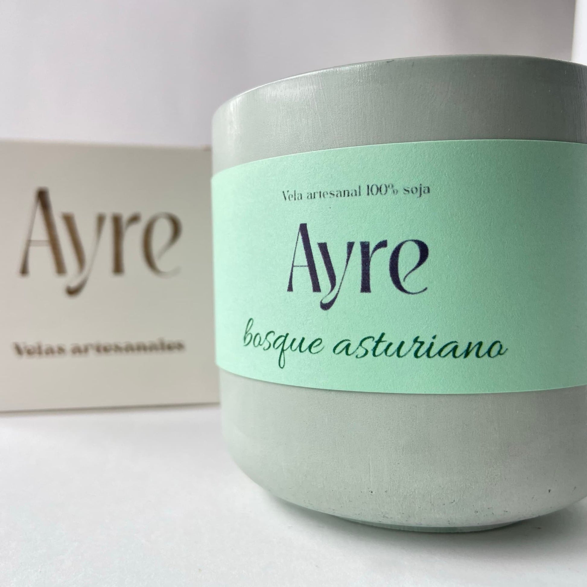 Vela aromática de soja Bosque Asturiano con caja de Ayre