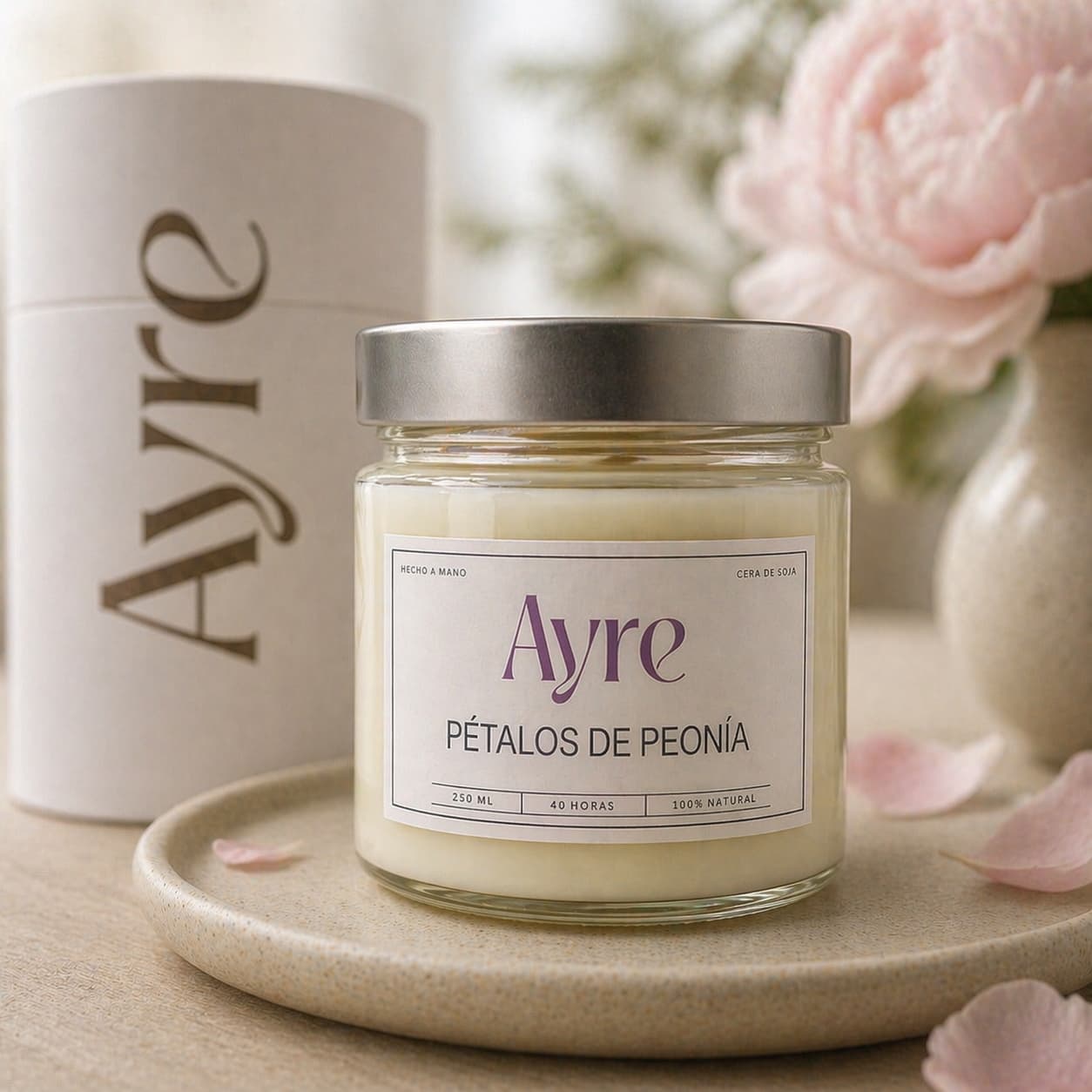 Vela aromática de soja Pétalos de Peonía Ayre con packaging elegante ideal para regalo