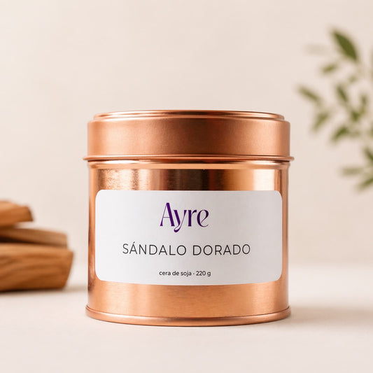 vela de soja sandalo dorado ayre en lata dorada