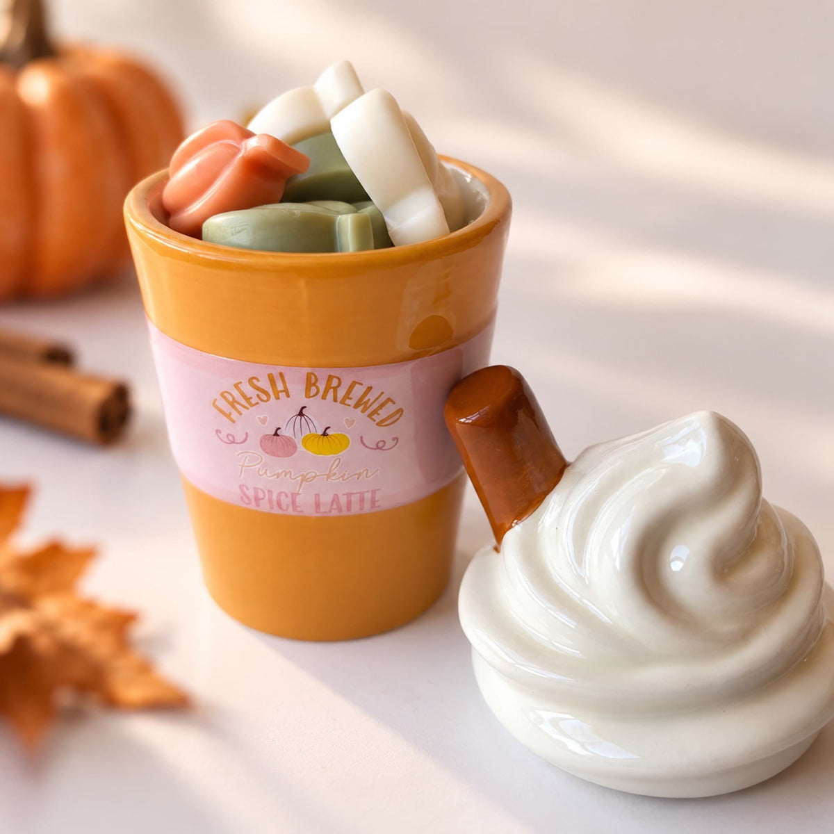 Wax melts aroma Pumpkin Spice de Ayre con calabazas en tonos otoñales