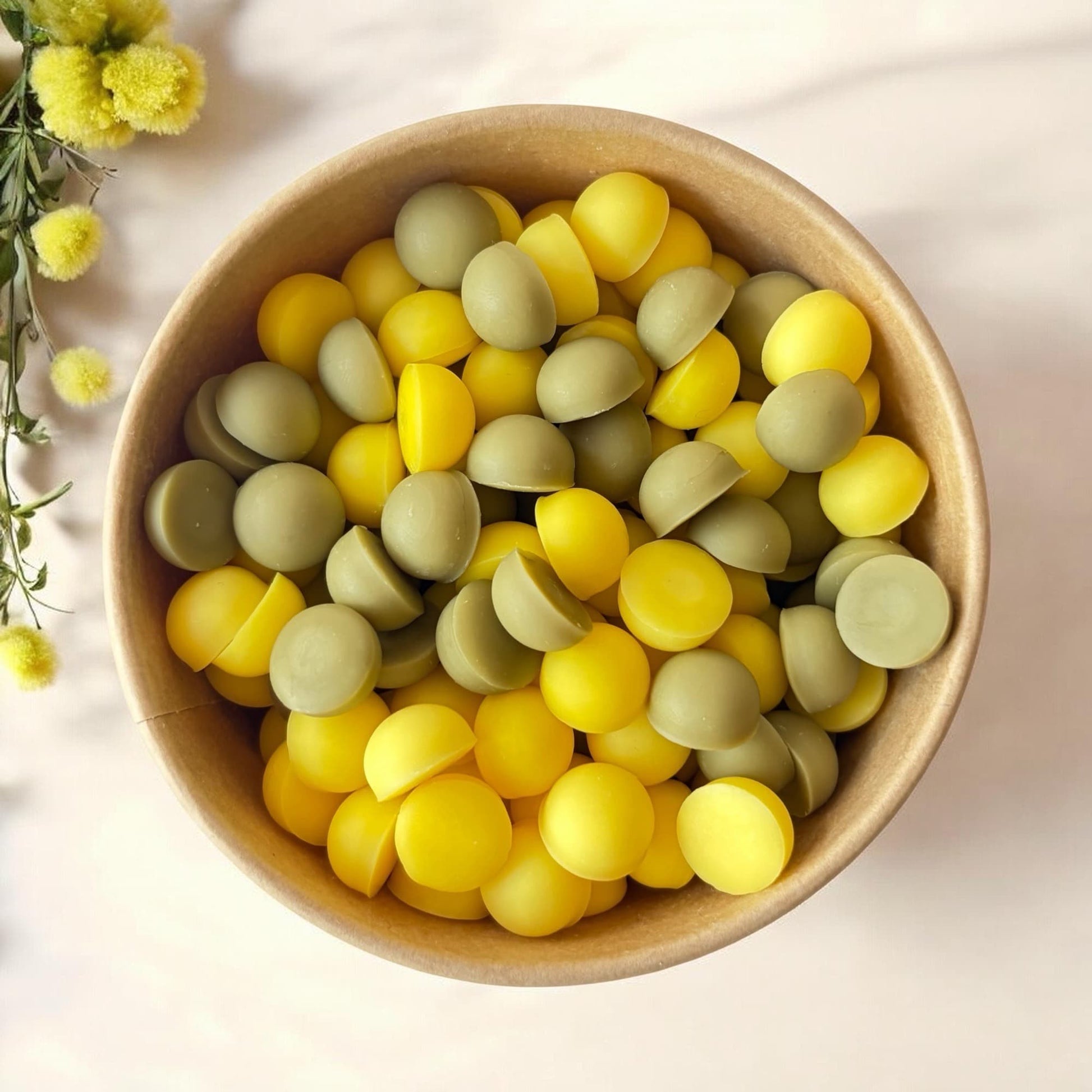 Wax melts de soja aroma mimosa con fragancia floral dulce y luminosa inspirada en la primavera